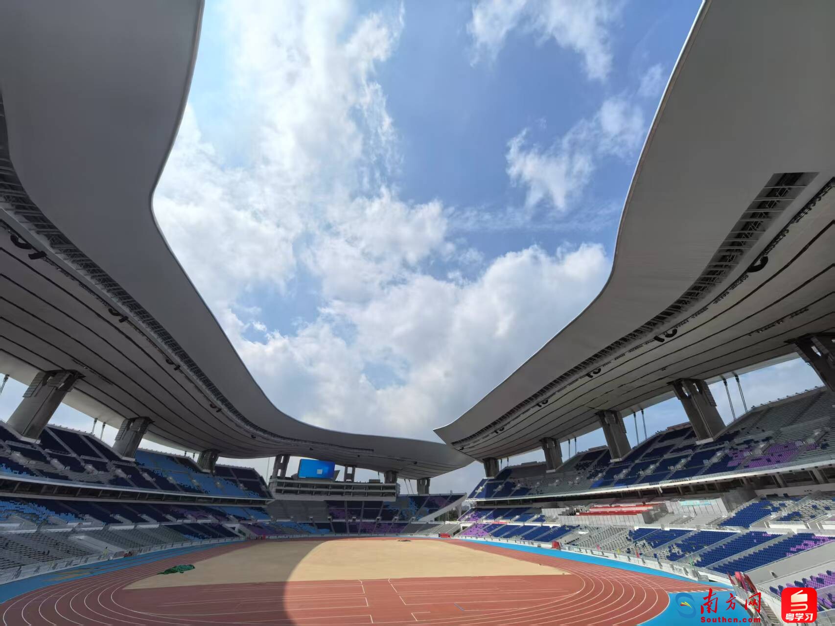 肇俊哲挂帅重庆铜梁龙：一场“不得已”的中超冒险，还是本土教练的破局之战？