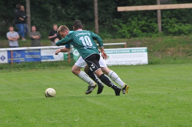 意媒：基耶萨可能冬窗回意甲，国米和米兰都在密切关注